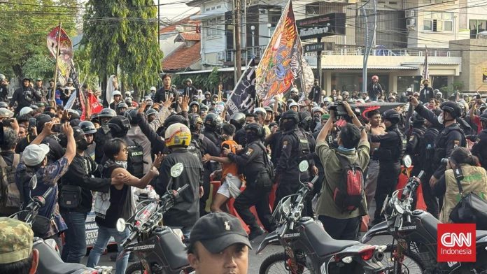 Polisi Buru Debt Collector DPO Pembacokan Pesilat Surabaya