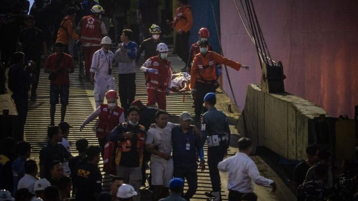 Daftar Penumpang KM Virgo yang Dievakuasi ke Pelabuhan Trisakti