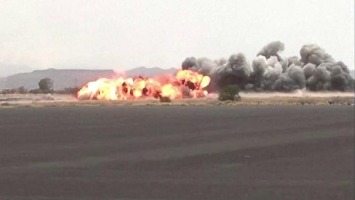 Houthi Klaim Militer Saudi Bombardir Ibu Kota Yaman