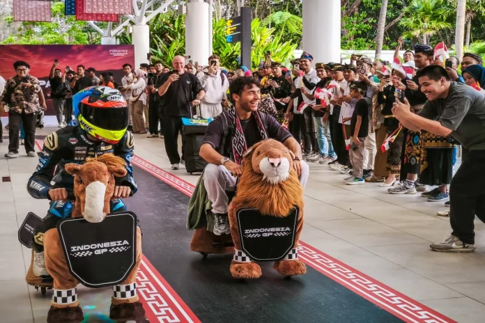 Pembalap MotoGP Tiba di Lombok